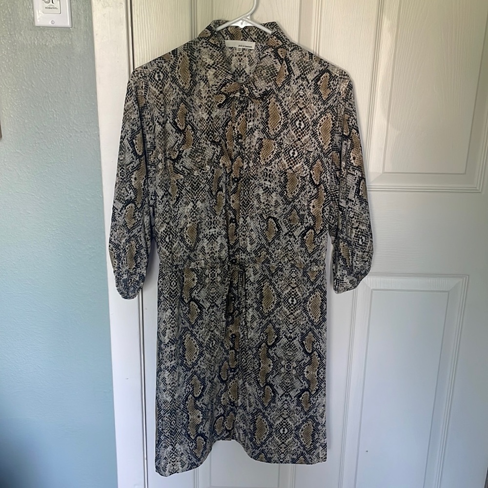 June and Hudson. Knee length, 3/4 sleeves snake skin print dress.